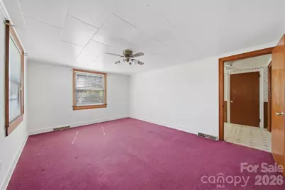 2421 35th Street Court NE, Hickory, NC 28601 - Photo 6