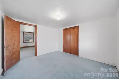 2421 35th Street Court NE, Hickory, NC 28601 - Photo 18