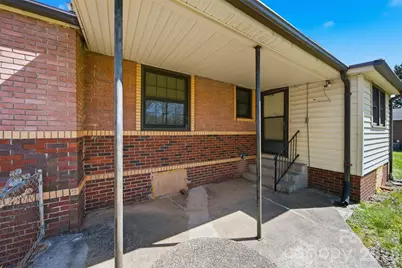 2421 35th Street Court NE, Hickory, NC 28601 - Photo 32