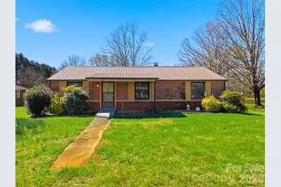 2421 35th Street Court NE, Hickory, NC 28601 - Photo 26