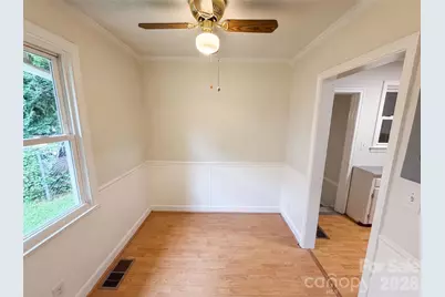 1521 Herrin Avenue, Charlotte, NC 28205 - Photo 6