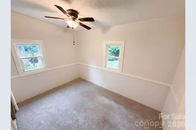 1521 Herrin Avenue, Charlotte, NC 28205 - Photo 4