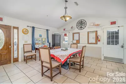 2415 A,B & 2441 S Center Street, Hickory, NC 28602 - Photo 28