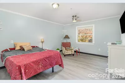2415 A,B & 2441 S Center Street, Hickory, NC 28602 - Photo 30