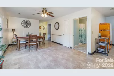 2415 A,B & 2441 S Center Street, Hickory, NC 28602 - Photo 12