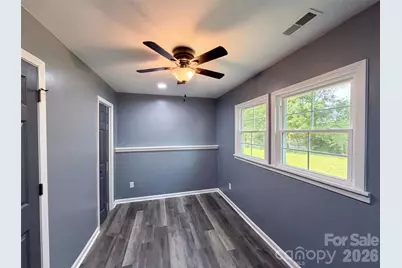 5601 Beaconsfield Road, Charlotte, NC 28214 - Photo 14