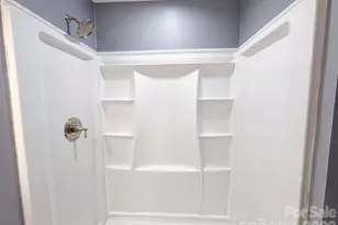 5601 Beaconsfield Rd, Charlotte, NC 28214 - Photo 10