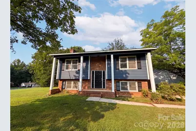 5601 Beaconsfield Road, Charlotte, NC 28214 - Photo 1