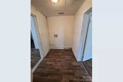 421 N Salisbury Avenue, Spencer, NC 28159 - Photo 8