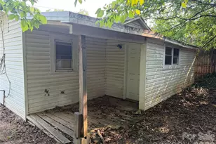 402 Lincoln St, Belmont, NC 28012 - Photo 4