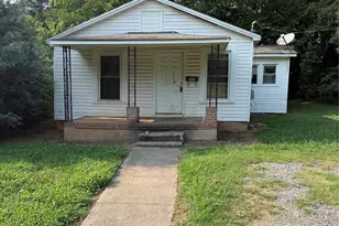 402 Lincoln St, Belmont, NC 28012 - Photo 1