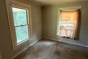 402 Lincoln St, Belmont, NC 28012 - Photo 6