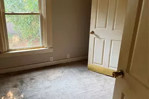 402 Lincoln St, Belmont, NC 28012 - Photo 8