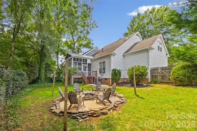 3211 Moores Glen Drive, Charlotte, NC 28209 - Photo 10