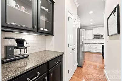 6333 Kennard Drive, Charlotte, NC 28216 - Photo 8