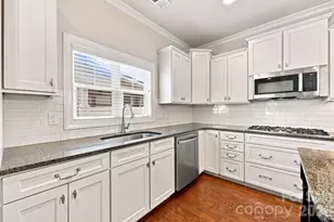 6333 Kennard Dr, Charlotte, NC 28216 - Photo 12