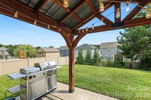 729 Centennial St, Gastonia, NC 28056 - Photo 6