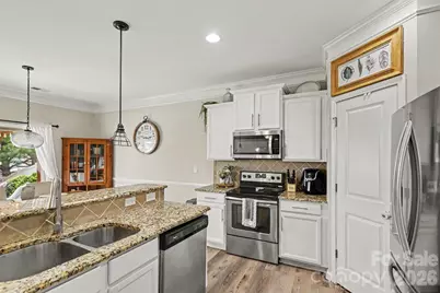 729 Centennial Street, Gastonia, NC 28056 - Photo 10