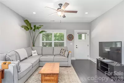 21 Crayton Park Drive, Asheville, NC 28803 - Photo 2