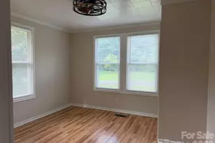 299 US 221 Hwy S, Marion, NC 28752 - Photo 14