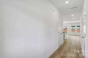 9024 Foggy Brook Loop, Charlotte, NC 28216 - Photo 4