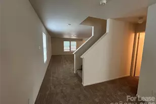 3015 Meadow Knoll Dr, Charlotte, NC 28269 - Photo 4