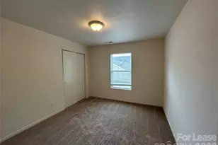 3015 Meadow Knoll Dr, Charlotte, NC 28269 - Photo 14