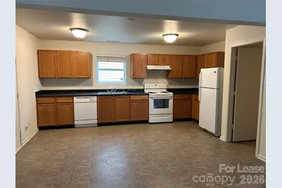 3015 Meadow Knoll Drive, Charlotte, NC 28269 - Photo 6