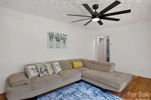604 Belue Mill Rd, Landrum, SC 29356 - Photo 8