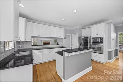 7015 Olde Sycamore Drive, Charlotte, NC 28227 - Photo 22