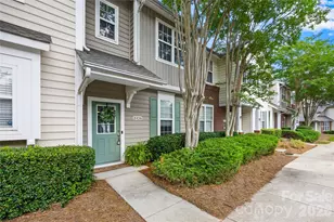 8456 Chaceview Ct, Charlotte, NC 28269 - Photo 4