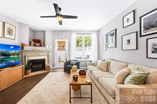 8456 Chaceview Ct, Charlotte, NC 28269 - Photo 10