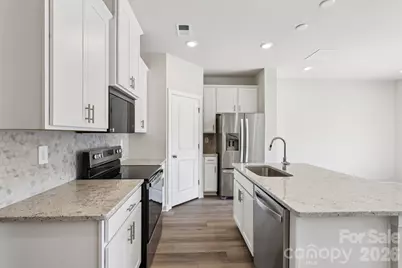 9008 Foggy Brook Loop, Charlotte, NC 28216 - Photo 6