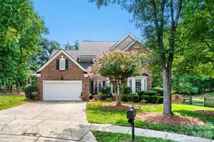6211 Coleridge Ct, Charlotte, NC 28269 - Photo 2