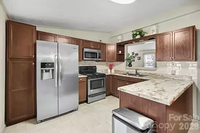 104 E Main Street, Belmont, NC 28012 - Photo 8