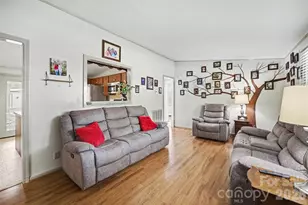 104 E Main St, Belmont, NC 28012 - Photo 6
