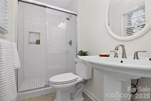4726 Walden Ct, Charlotte, NC 28210 - Photo 16