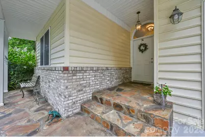 230 Carriage Summitt Way #2423, Hendersonville, NC 28791 - Photo 4