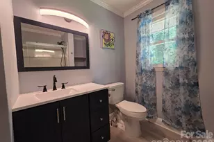 1501 Vancouver Dr, Charlotte, NC 28213 - Photo 30