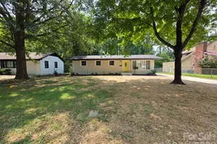 1501 Vancouver Dr, Charlotte, NC 28213 - Photo 2