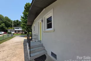 1501 Vancouver Dr, Charlotte, NC 28213 - Photo 34