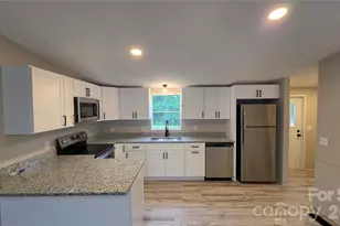 125 Robins Hill Ln, Statesville, NC 28677 - Photo 10