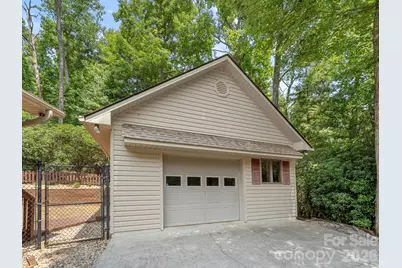 620 Thunder Road, Brevard, NC 28712 - Photo 4