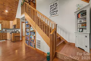 374 Ridgeway St, Sylva, NC 28779 - Photo 10