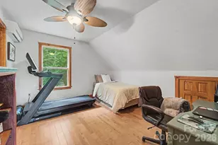 374 Ridgeway St, Sylva, NC 28779 - Photo 12