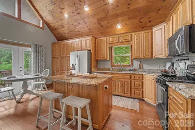 374 Ridgeway Street, Sylva, NC 28779 - Photo 6