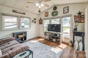 20 Strollers Ln, Waynesville, NC 28785 - Photo 4