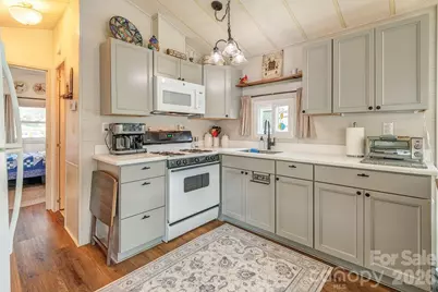 20 Strollers Lane, Waynesville, NC 28785 - Photo 8