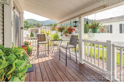20 Strollers Lane, Waynesville, NC 28785 - Photo 2