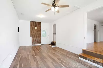 400 Hiawassee Avenue, Black Mountain, NC 28711 - Photo 8